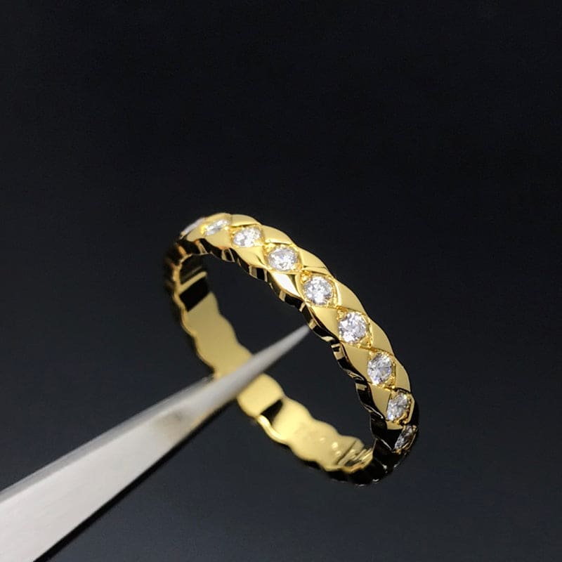 18K  Chanel Coco Crush Mini Diamonds Ring