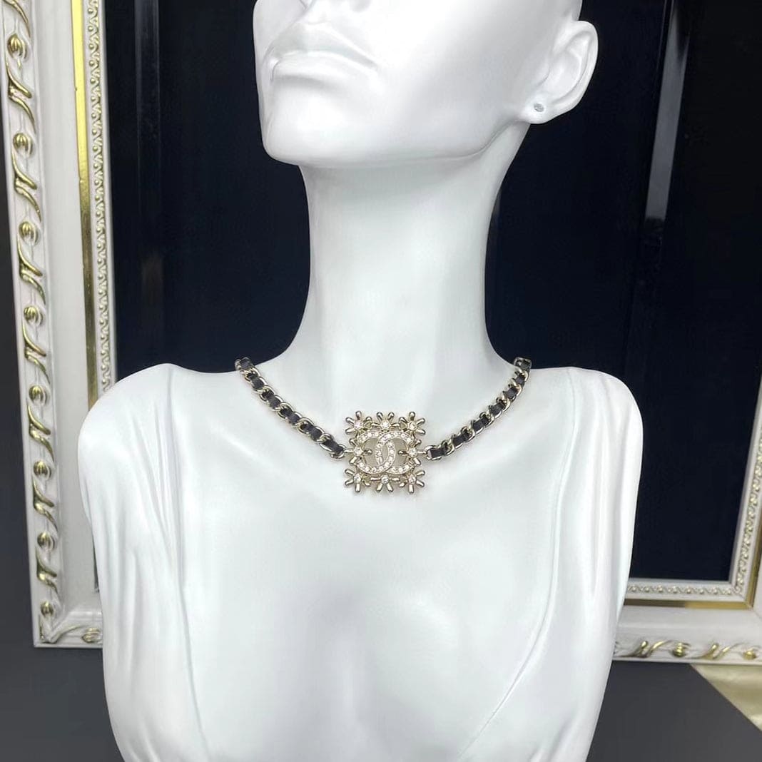 18K  Chanel Lambskin Choker Necklace